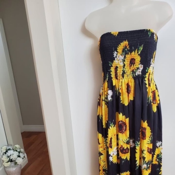NEW Gorgeous Sunflower Sun Dress size L - Picture 1 of 5